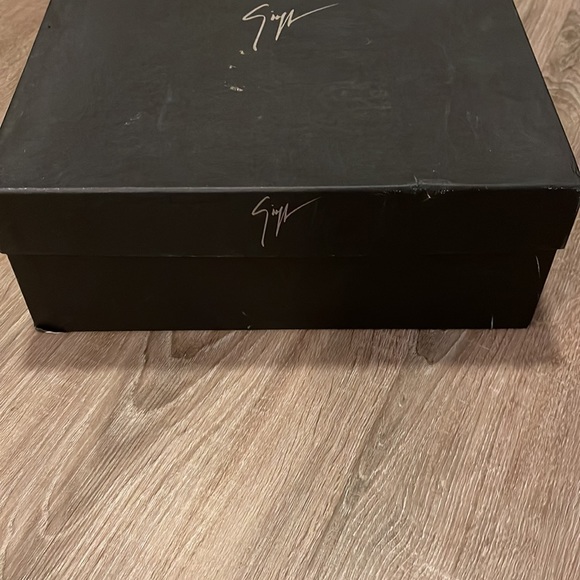 Giuseppe Zanotti Cruel Summer - Black - Picture 8 of 8